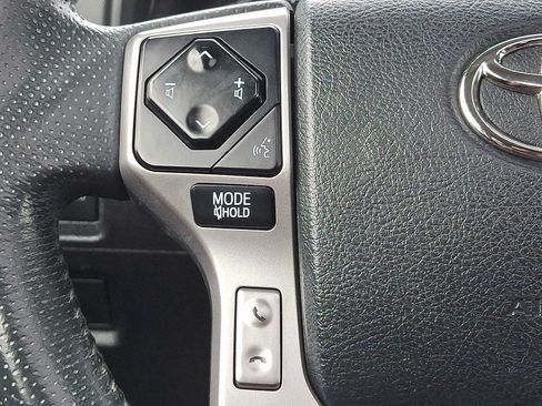 Used 2020 Toyota 4Runner Limited AWD/4WD image 22