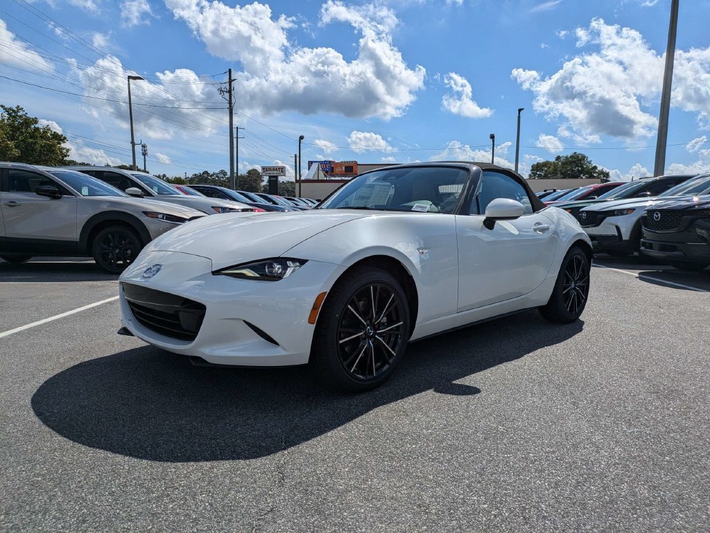 New 2026 MAZDA MX-5 Miata Grand Touring RWD image 8