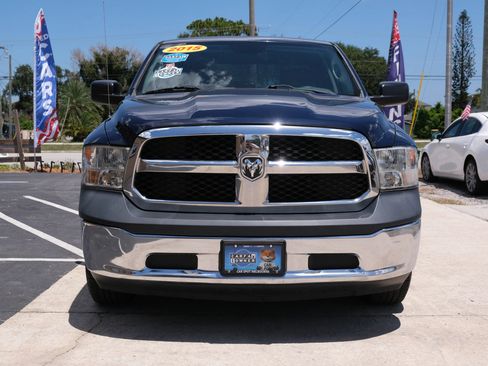 Used 2015 RAM 1500 ST w/ SXT Appearance Group AWD/4WD image 2