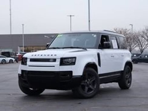 Certified 2024 Land Rover Defender 110 X-Dynamic SE AWD/4WD image 8