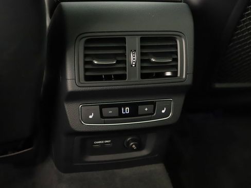 Certified 2023 Audi Q5 2.0T Prestige AWD/4WD image 18