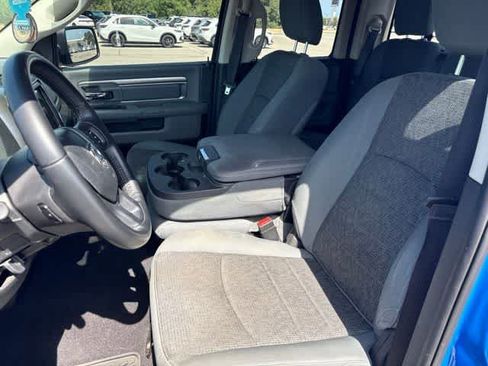Used 2018 RAM 1500 SLT AWD/4WD image 11
