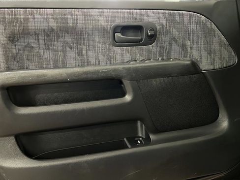 Used 2003 Honda CR-V LX image 21