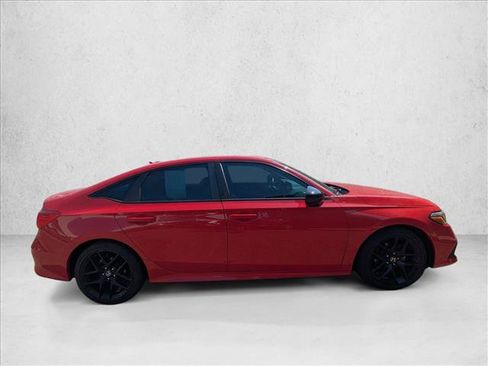 Used 2023 Honda Civic Sport image 4
