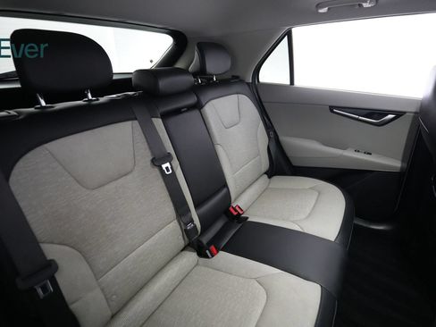 Used 2024 Kia Niro Wave w/ Wave Preserve Package FWD image 5