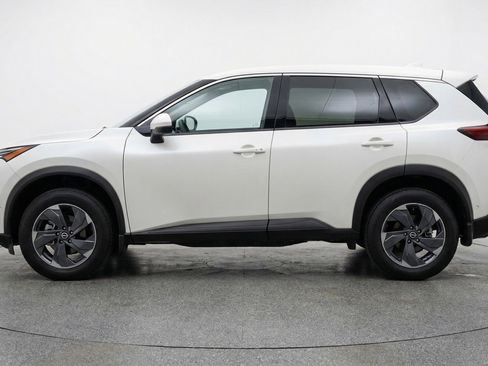 Used 2025 Nissan Rogue SV AWD/4WD image 5