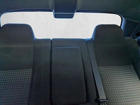 Used 2020 Dodge Challenger SXT image 16