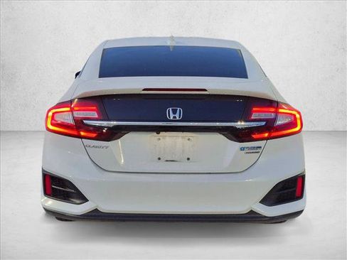 Used 2018 Honda Clarity Touring image 6