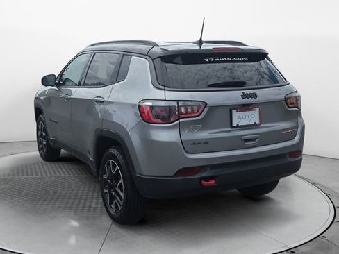 Used 2019 Jeep Compass Trailhawk AWD/4WD image 3