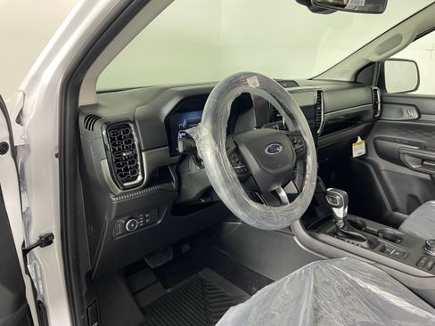 New 2026 Ford Ranger XLT w/ FX4 Off-Road Package image 2