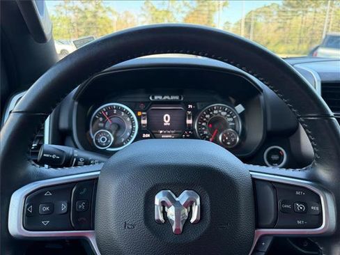 Used 2022 RAM 1500 Big Horn AWD/4WD image 30