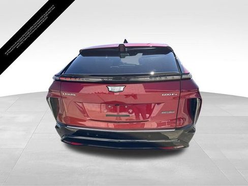 Certified 2024 Cadillac Lyriq Luxury AWD/4WD image 6
