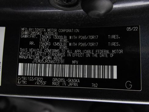 Used 2022 Toyota 4Runner SR5 AWD/4WD image 49