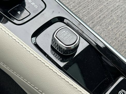 Certified 2023 Volvo XC90 B6 Core w/ Protection Package Premier AWD/4WD image 26