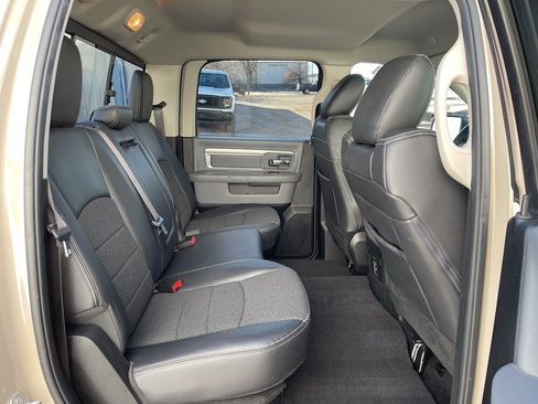 Used 2019 RAM 1500 Classic Warlock image 12
