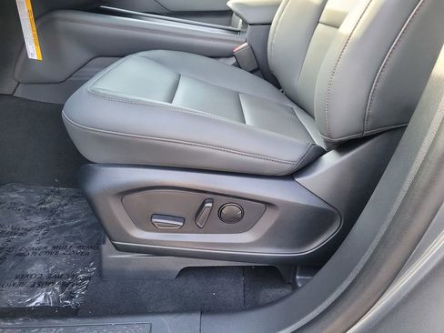 New 2026 Ford Explorer Active w/ Active Comfort Package image 32