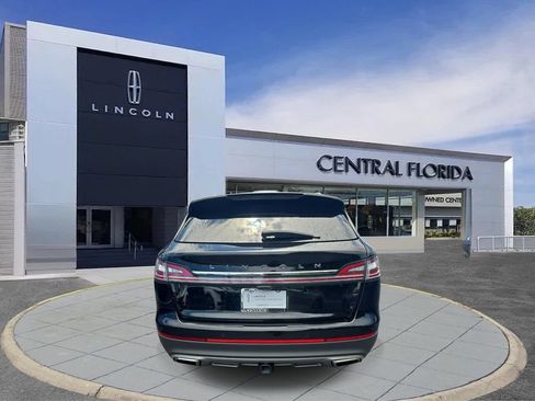 Certified 2023 Lincoln Nautilus Black Label w/ Class II Trailer Tow Package AWD/4WD image 4