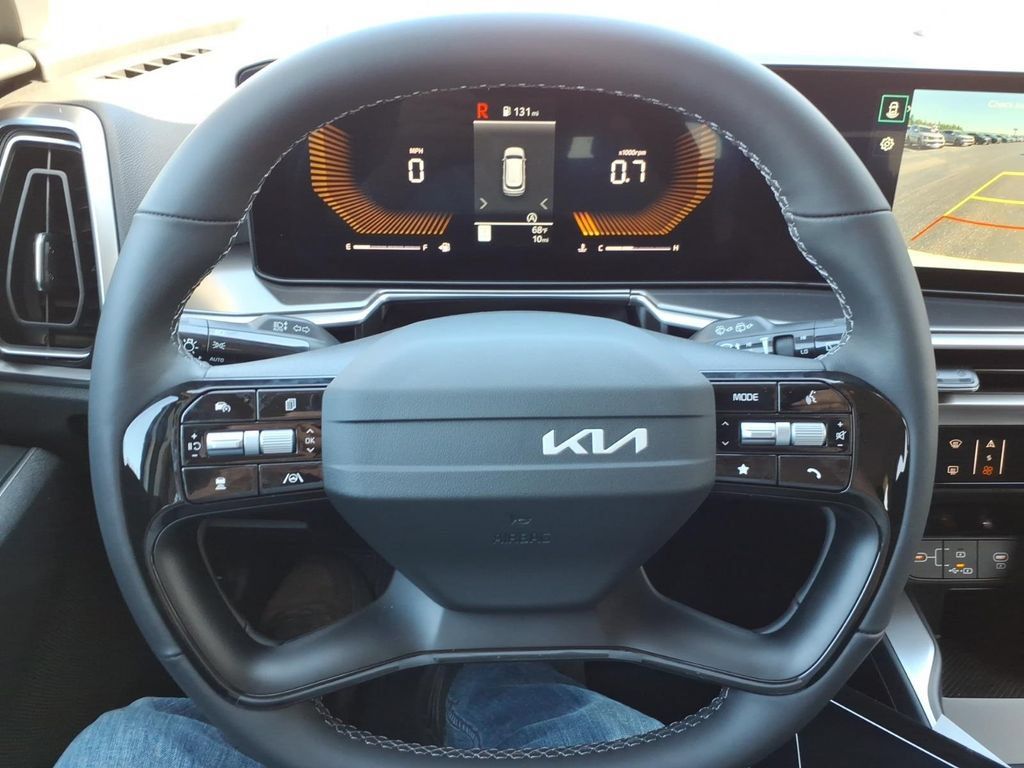 Certified 2026 Kia Sorento LX FWD image 25