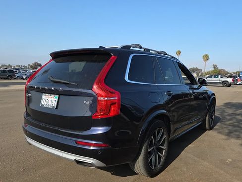 Used 2017 Volvo XC90 T6 Momentum w/ Vision Package AWD/4WD image 4