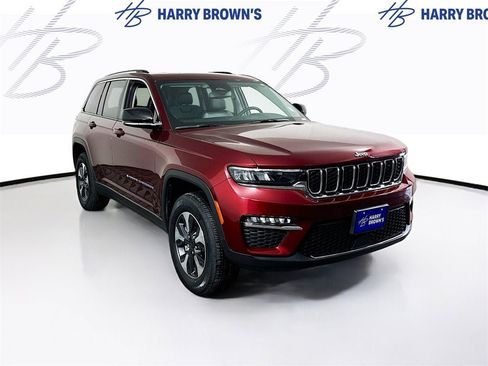 Used 2022 Jeep Grand Cherokee Limited 4xe image 27