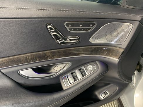 Used 2017 Mercedes-Benz S 550 Sedan image 14