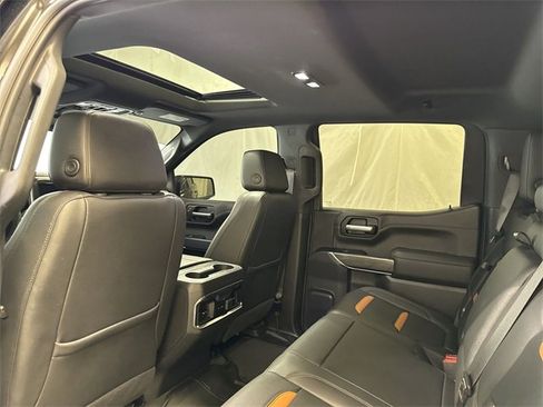 Certified 2022 GMC Sierra 1500 AT4 w/ AT4 Premium Package image 14