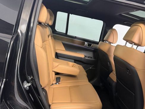 Used 2024 Hyundai Santa Fe Limited image 30