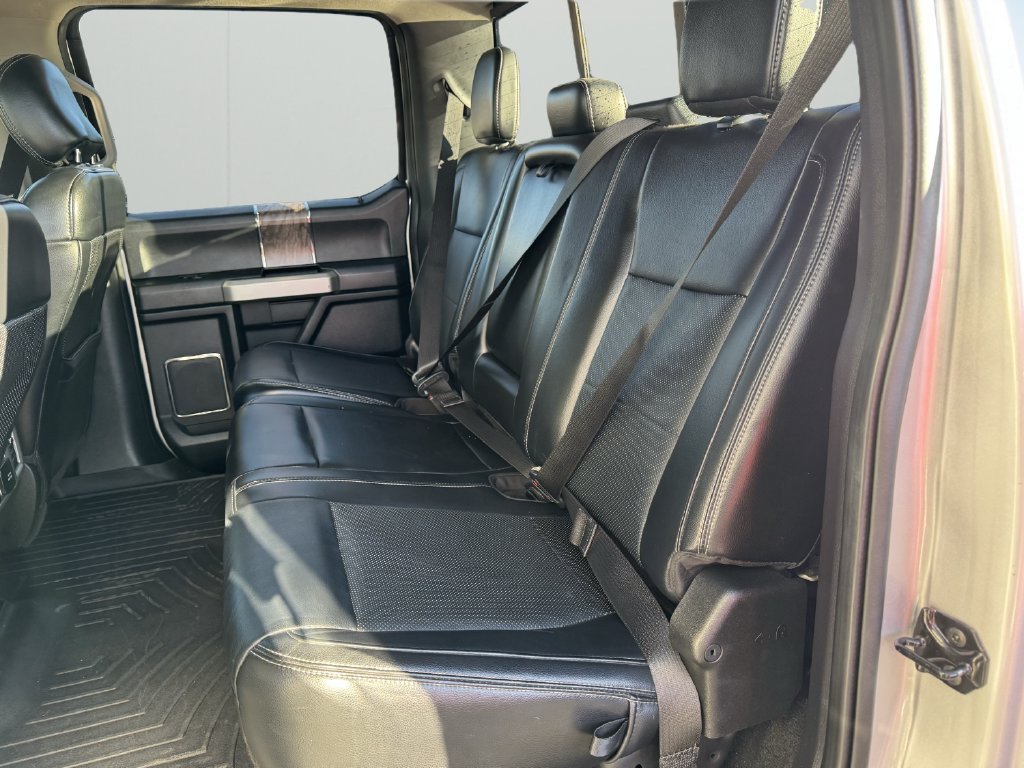 Used 2019 Ford F250 Lariat w/ Lariat Ultimate Package AWD/4WD image 13