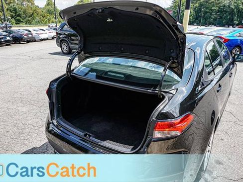 Used 2021 Toyota Corolla LE FWD image 30