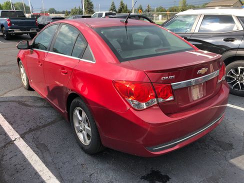 Used 2012 Chevrolet Cruze LT w/ RS Package FWD image 5