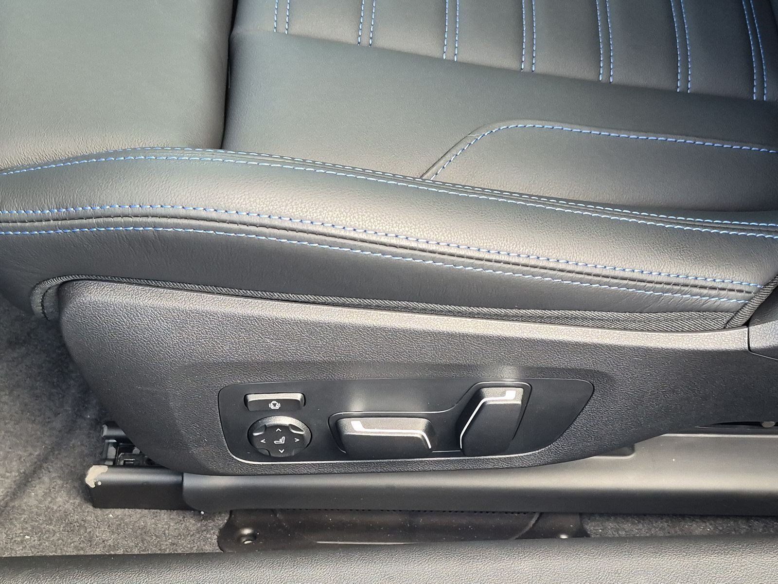New 2026 BMW M2 w/ Lighting Package RWD image 16