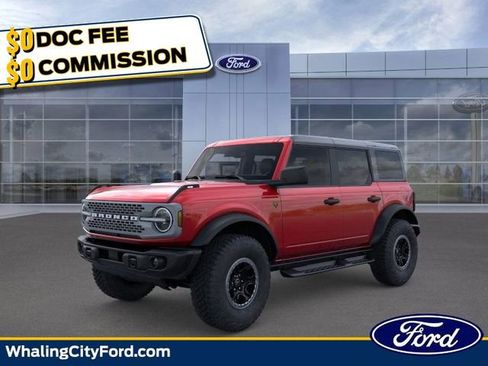 New 2025 Ford Bronco Badlands w/ Sasquatch Package AWD/4WD image 1