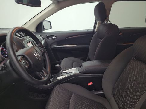 Used 2018 Dodge Journey SE w/ Blacktop Package FWD image 17