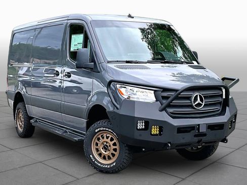New 2025 Mercedes-Benz Sprinter 2500 image 2