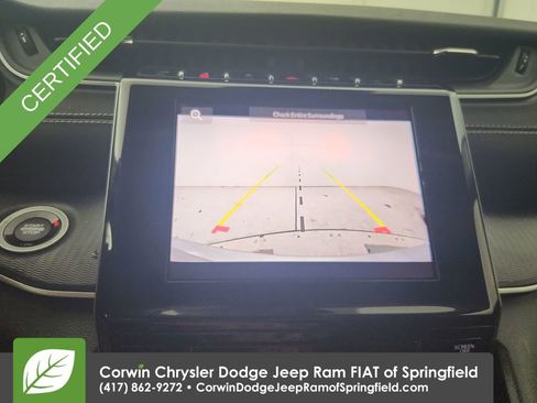 Used 2023 Jeep Grand Cherokee Laredo AWD/4WD image 24