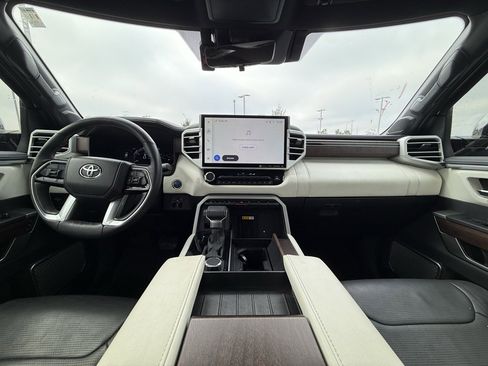 Used 2024 Toyota Sequoia Capstone image 30