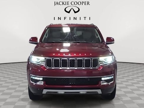 Used 2022 Jeep Wagoneer Series III w/ Rear Seat Video Group 1 AWD/4WD image 2