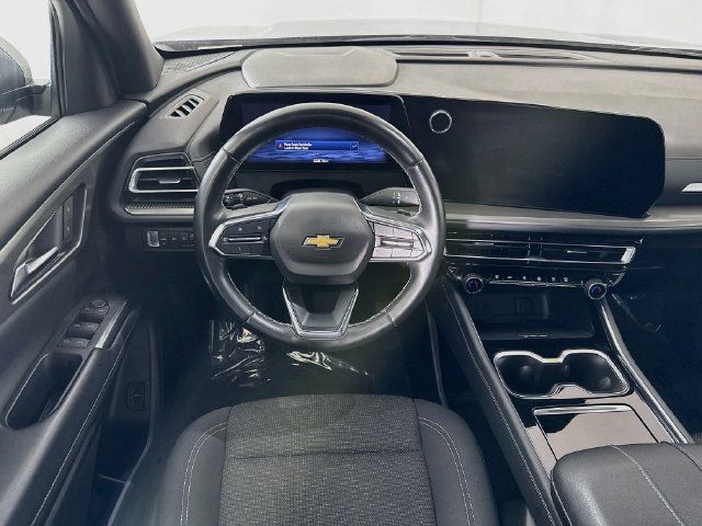 Used 2024 Chevrolet Traverse LT AWD/4WD image 22