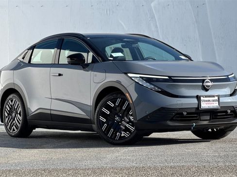 New 2026 Nissan Leaf Platinum+ image 2