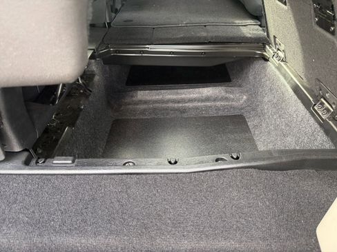 Used 2019 Dodge Grand Caravan SE image 16