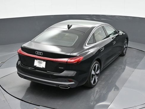 Used 2025 Audi A5 2.0T Premium w/ Convenience Package image 24