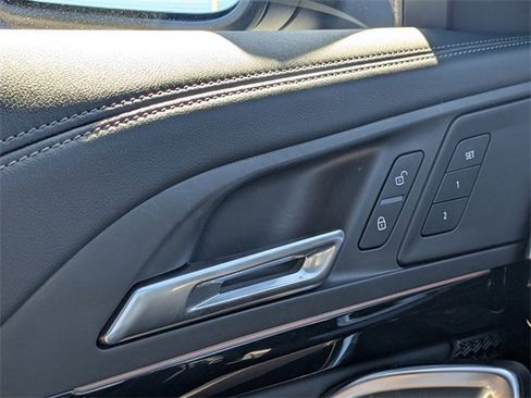 Used 2025 BMW X1 xDrive28i image 23