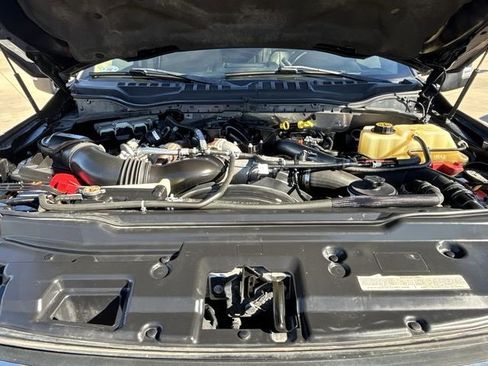 Used 2019 Ford F350 Lariat w/ Lariat Value Package image 27