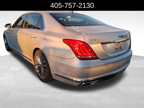 Used 2018 Genesis G90 5.0 Ultimate image 3