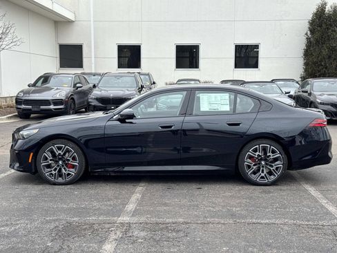New 2026 BMW i5 eDrive40 w/ M Sport Package AWD/4WD image 8