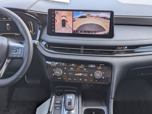 Certified 2026 INFINITI QX60 Luxe w/ Cargo Package FWD image 25