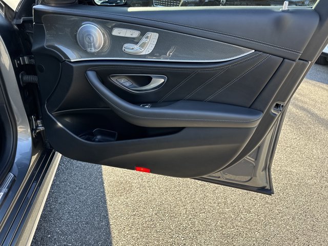 Used 2018 Mercedes-Benz E 63 AMG S image 16