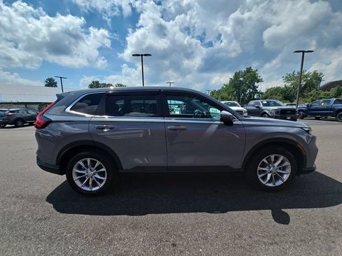 Used 2025 Honda CR-V EX-L image 11