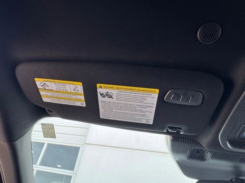 Used 2025 Ford Explorer ST-Line image 26