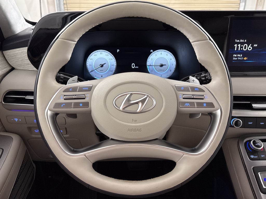 Used 2025 Hyundai Palisade Calligraphy FWD image 17